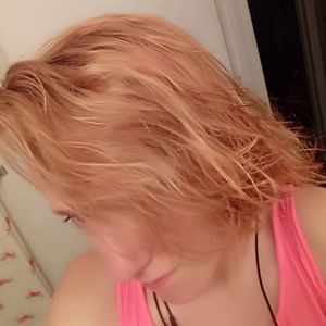 Meet your Posher, Aurora